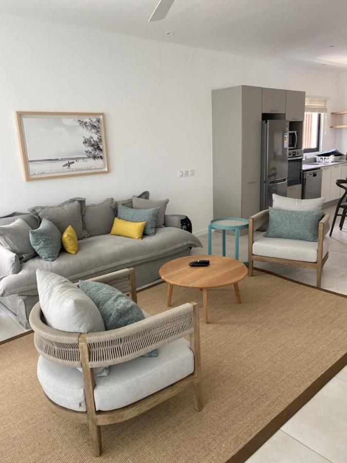 Eastern Blue Beachfront Luxury Apartment Poste Lafayette Dış mekan fotoğraf