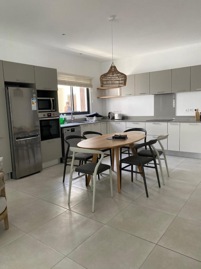 Eastern Blue Beachfront Luxury Apartment Poste Lafayette Dış mekan fotoğraf